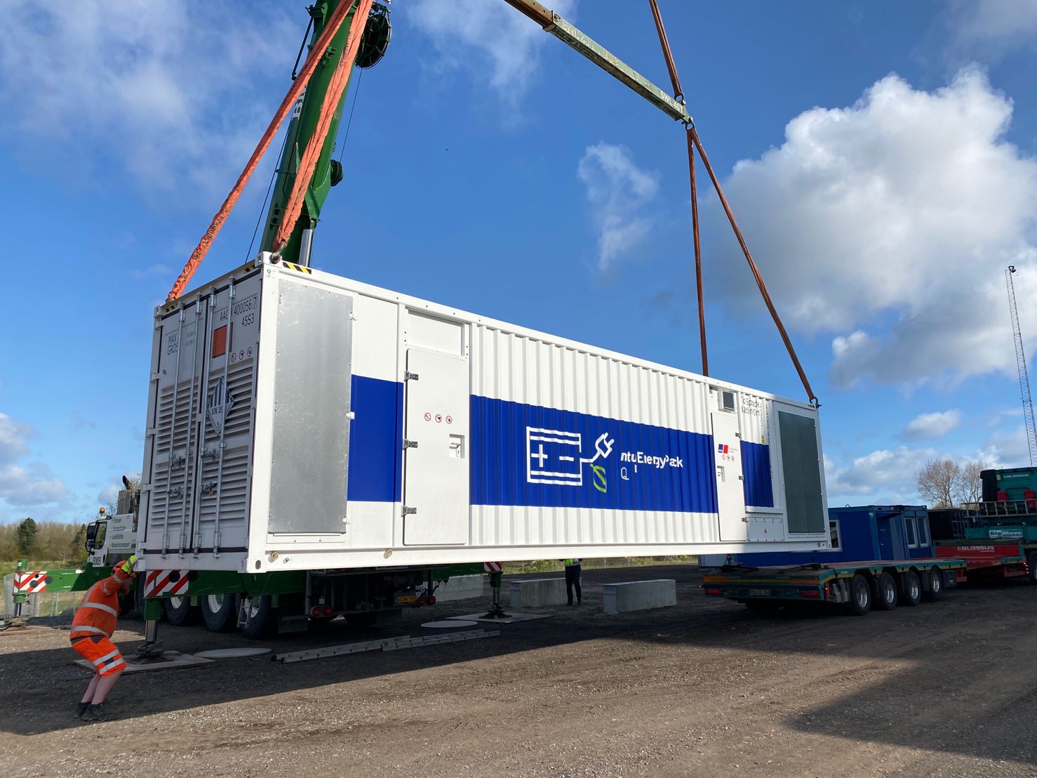 Bærekraftige løsninger - BESS - Batterilagringssystem for energi Bærekraftige løsninger - BESS - Batterilagringssystem for energi